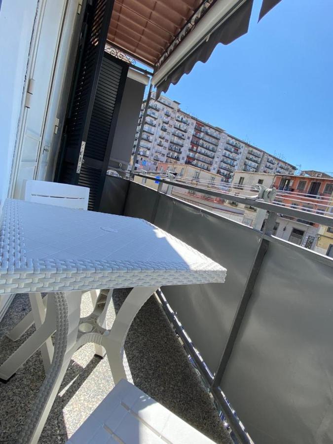 Casaflo Appartement Napels Buitenkant foto
